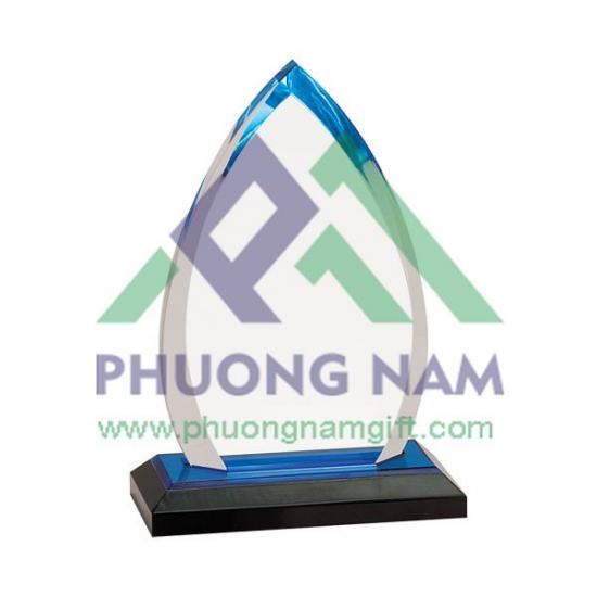 BIỂU TRƯNG PHA LÊ 004